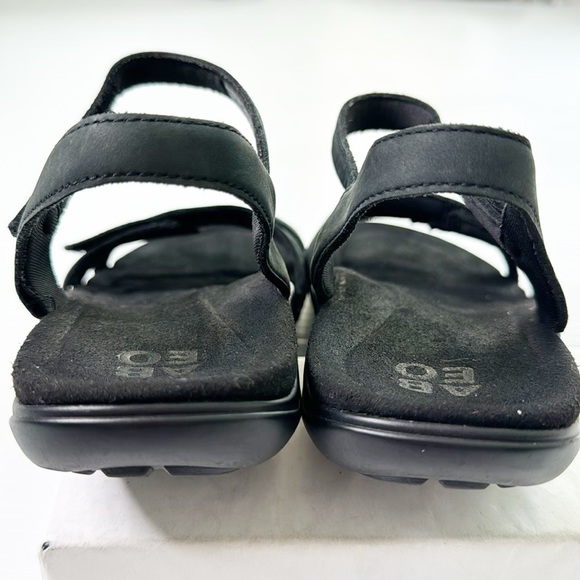 ABEO Breezy Black Leather Adjustable Sandals (6.5) - Picture 6 of 8